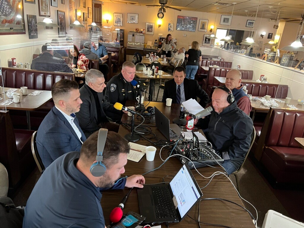 Opioid Task Force Chairs and Kinney Drugs Talk about "Removing the Risk" on the Bill Keeler Show on the Road at Marlogg’s 